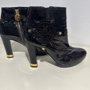 Tory Burch Patent Leather Boots Size 6 1/2